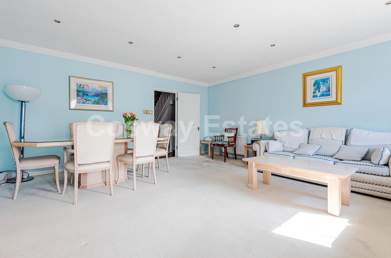Newcombe Park, Mill Hill